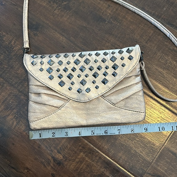 Vintage Y2K Material Girl Silver-tone Crossbody Purse - Picture 3 of 5